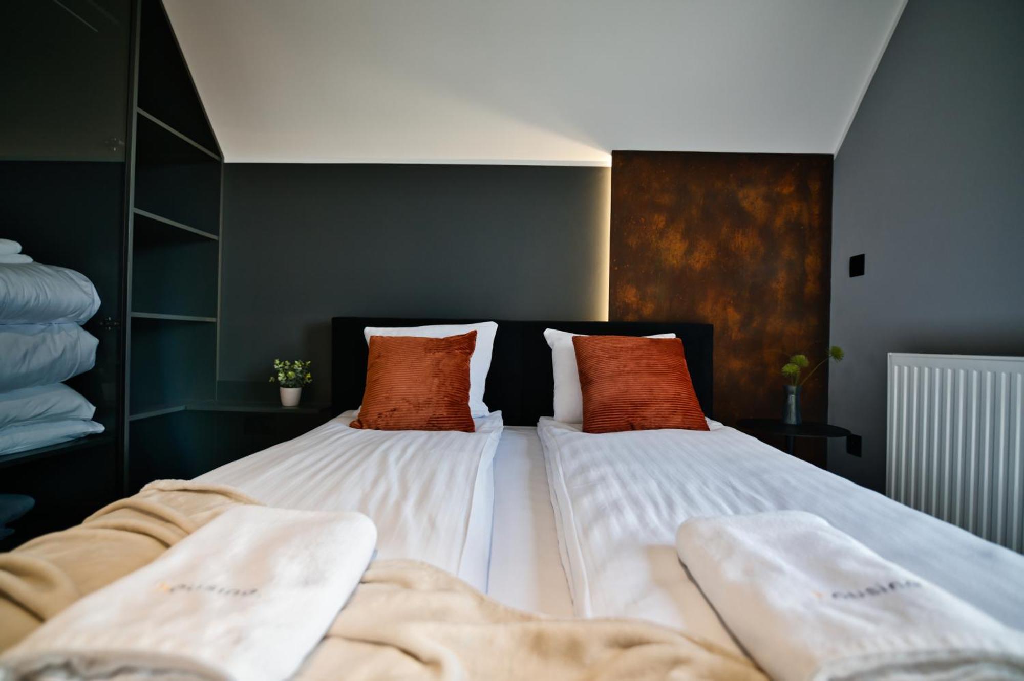 Jasmine By Housine Aparthotel Zator Buitenkant foto